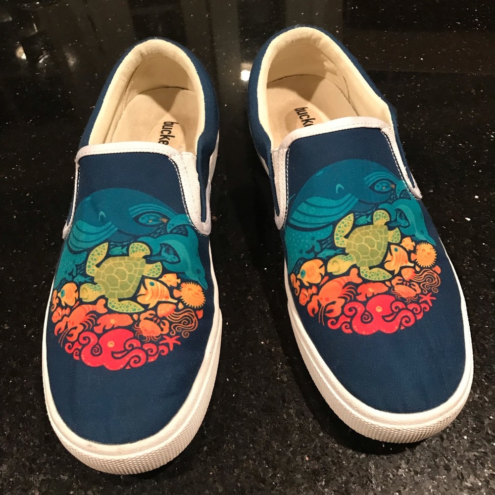 Bucketfeet slipons